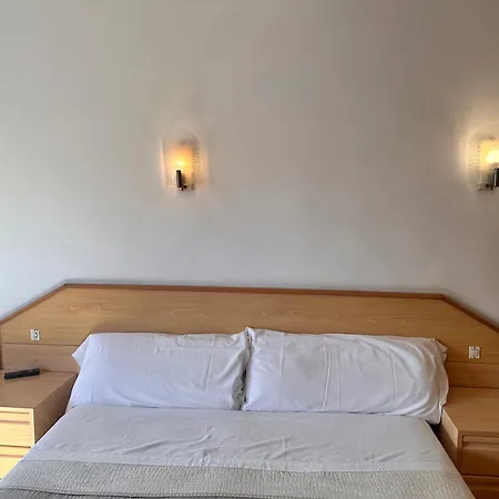 Fonda Can Setmanes Guest house Blanes