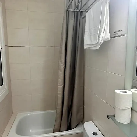 Guest house Fonda Can Setmanes 2*